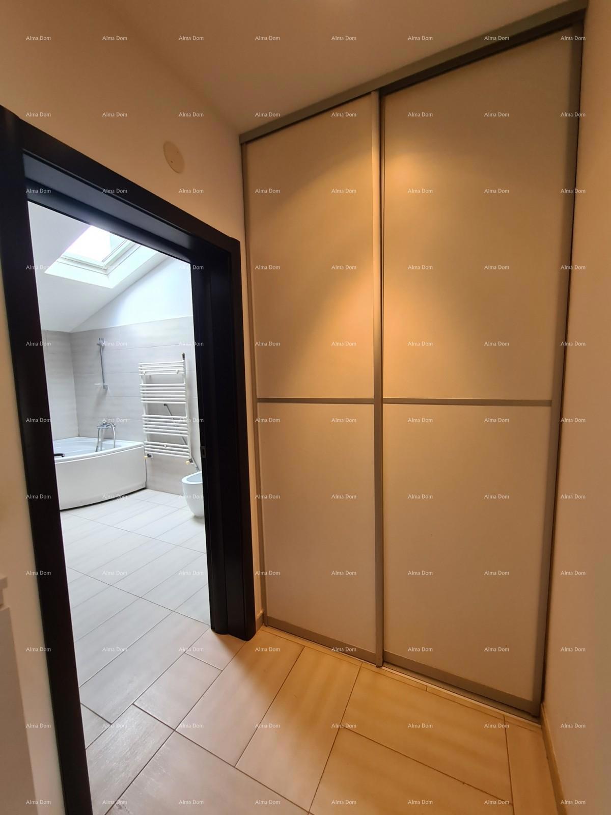 Pula Šišan.  Casa con spazio ufficio!