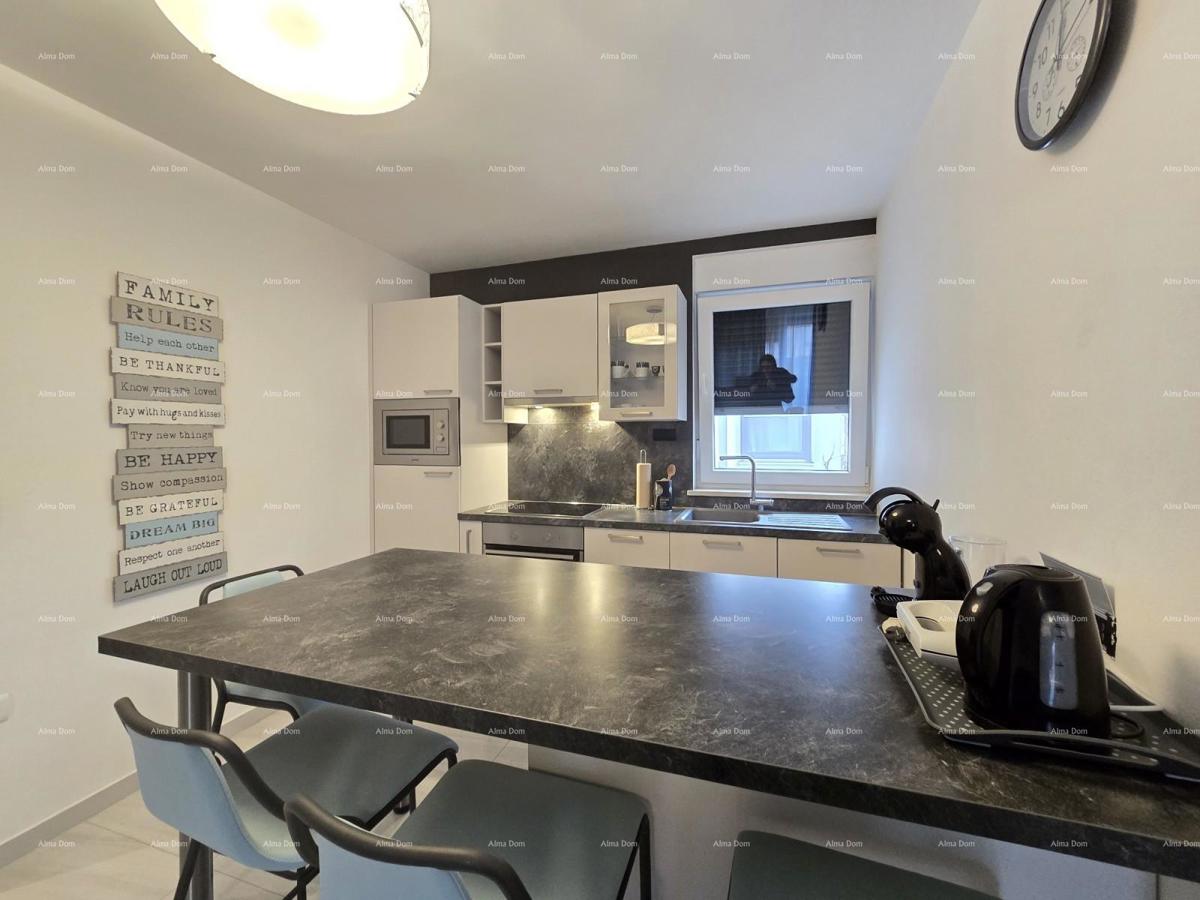 Pula centro! Appartamento arredato! Vicinanza a Fet e al nuovo ospedale.