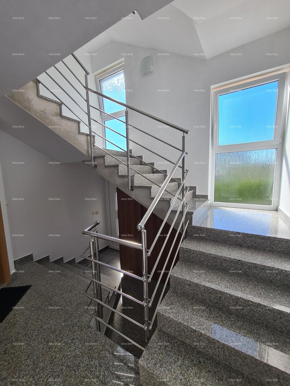 Medolino! Casa con 6 unità abitative separate!