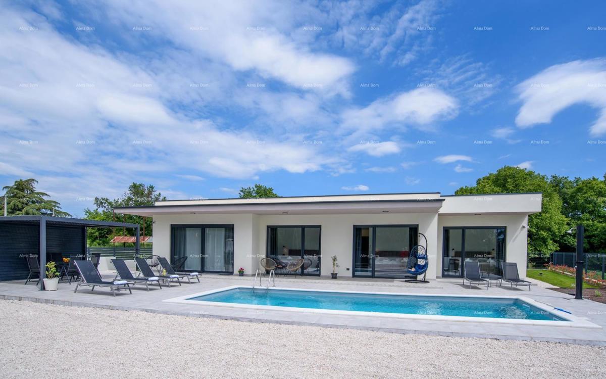 KANFANAR, MODERNA VILLA PRIZEMNICA CON PISCINA – POSIZIONE TRANQUILLA