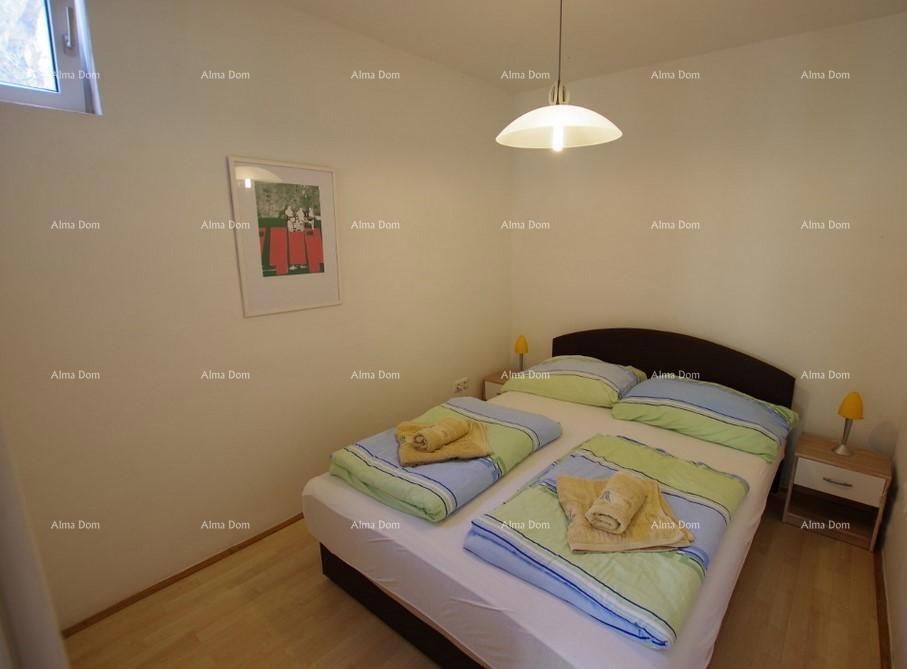 Labin, Casa con appartamenti, piscina e vista mare