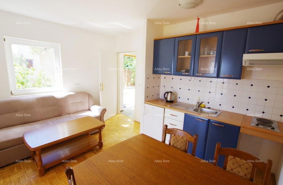 Labin, Casa con appartamenti, piscina e vista mare