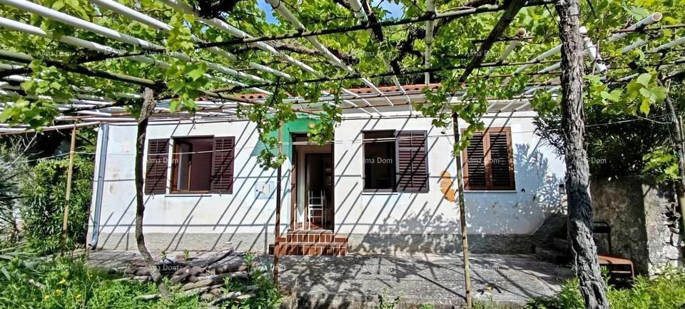 In vendita casa  – Raša