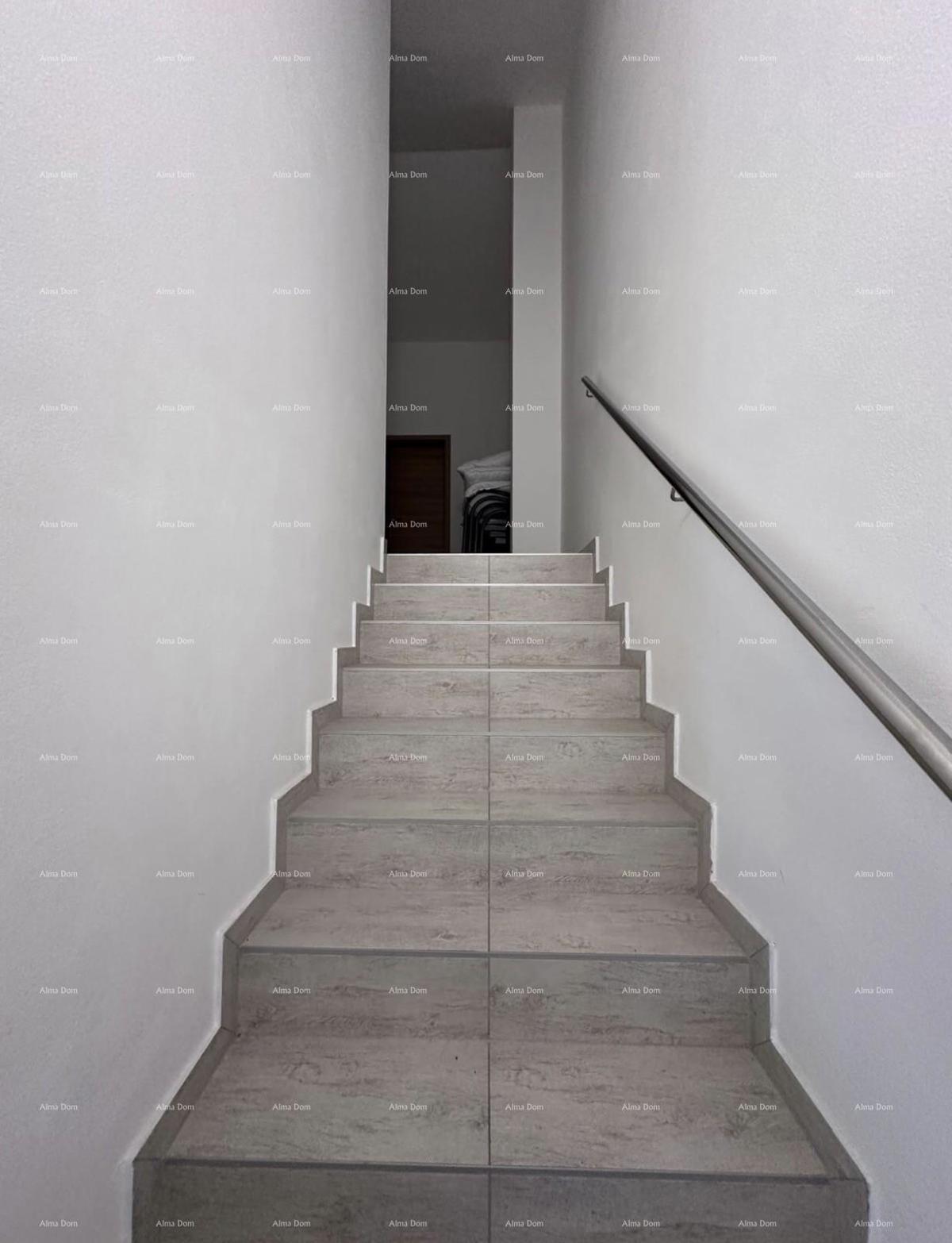 Casa con permesso di costruire 4 appartamenti!