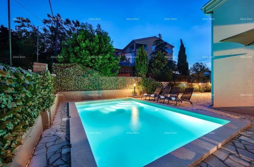 In vendita casa con piscina e vista mare – Ližnjan