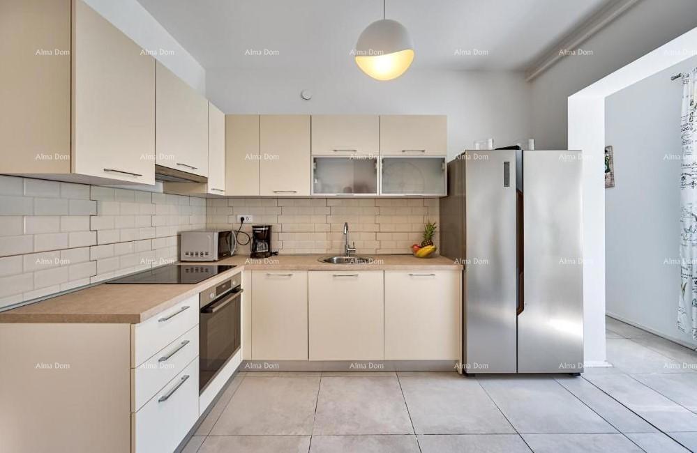 In vendita casa con piscina e vista mare – Ližnjan