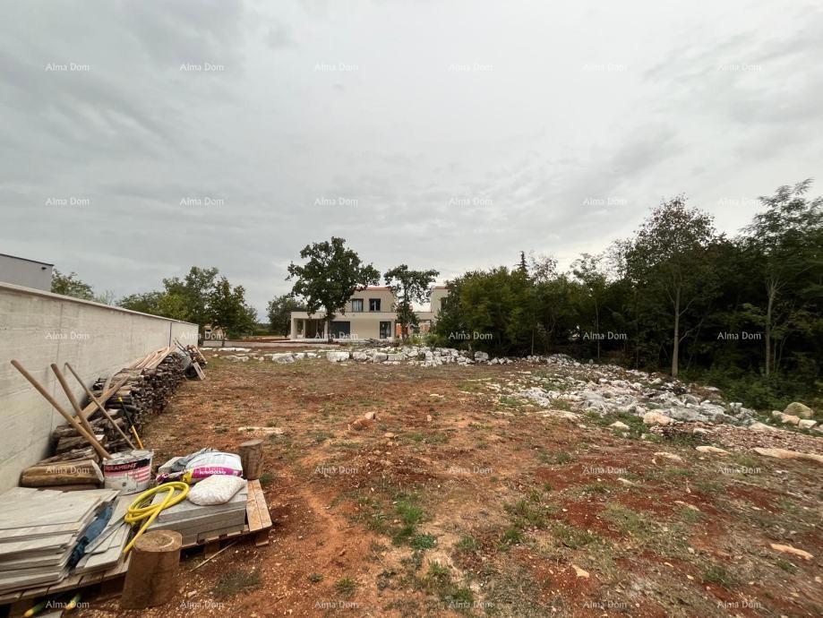 Terreno edificabile di 844 m2, vicino a Poreč Žbandaj