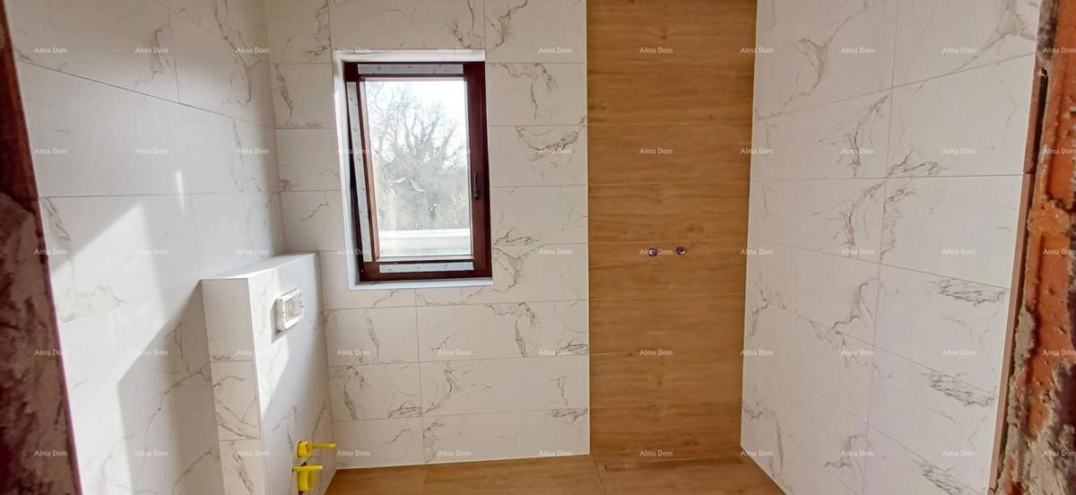 Vendita di una moderna casa con piscina in un tranquillo e bel luogo istriano,  Svetvinčenat!