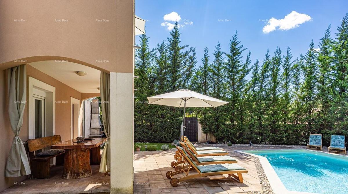 Bellissima casa istriana ristrutturata con piscina privata –, Svetvinčenat