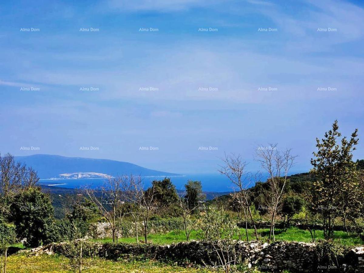 Un attraente appezzamento di terreno con vista sul mare e un progetto è in vendita, Kavran