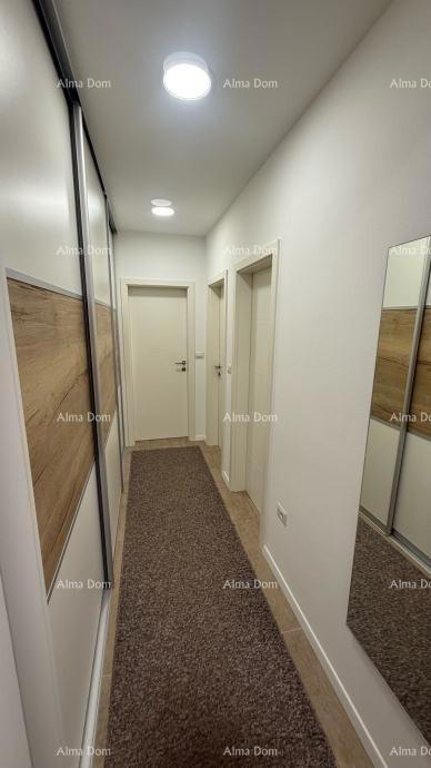 In vendita: Appartamento completamente arredato in una zona tranquilla di Žbandaj – Poreč