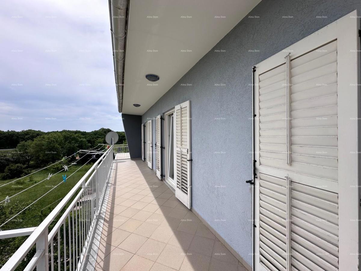 Vendiamo un appartamento in una posizione tranquilla.