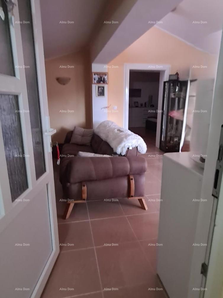 Ližnjan – Casa con appartamenti e piscina, 460 m².