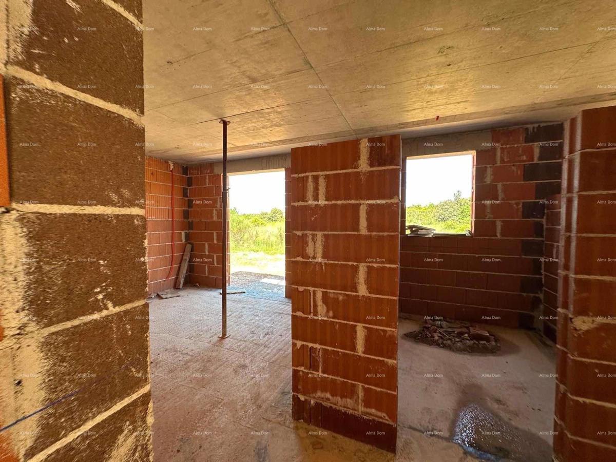 Nuovo progetto, Barbariga! Appartamento al piano terra con giardino e parcheggio, a 500 m dal mare