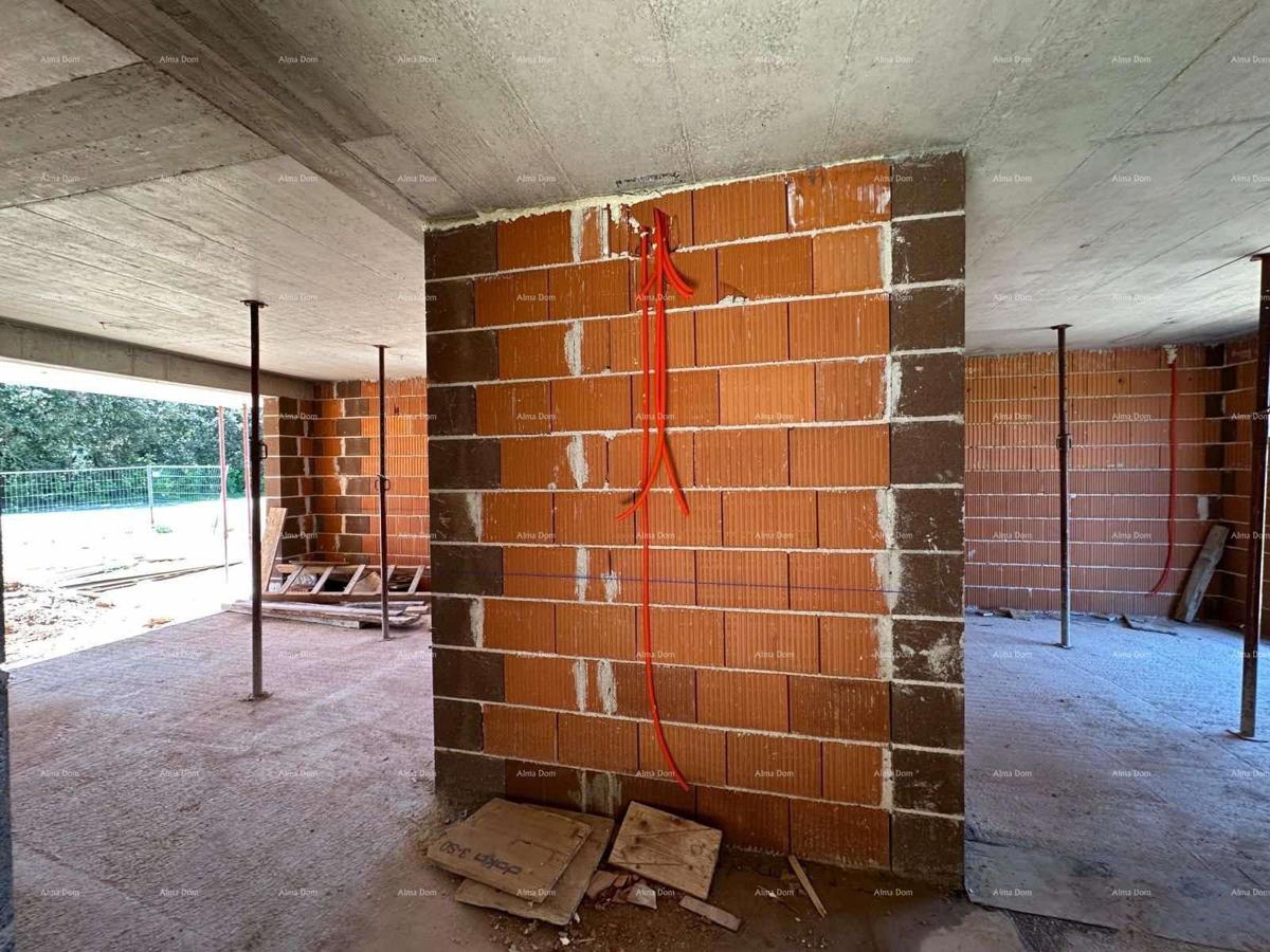 Nuovo progetto, Barbariga! Appartamento al piano terra con giardino e parcheggio, a 500 m dal mare