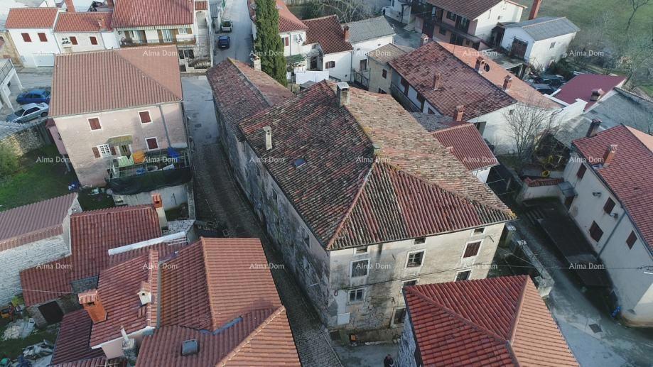 In vendita casa per investimento – centro di Žminj – 546 m²