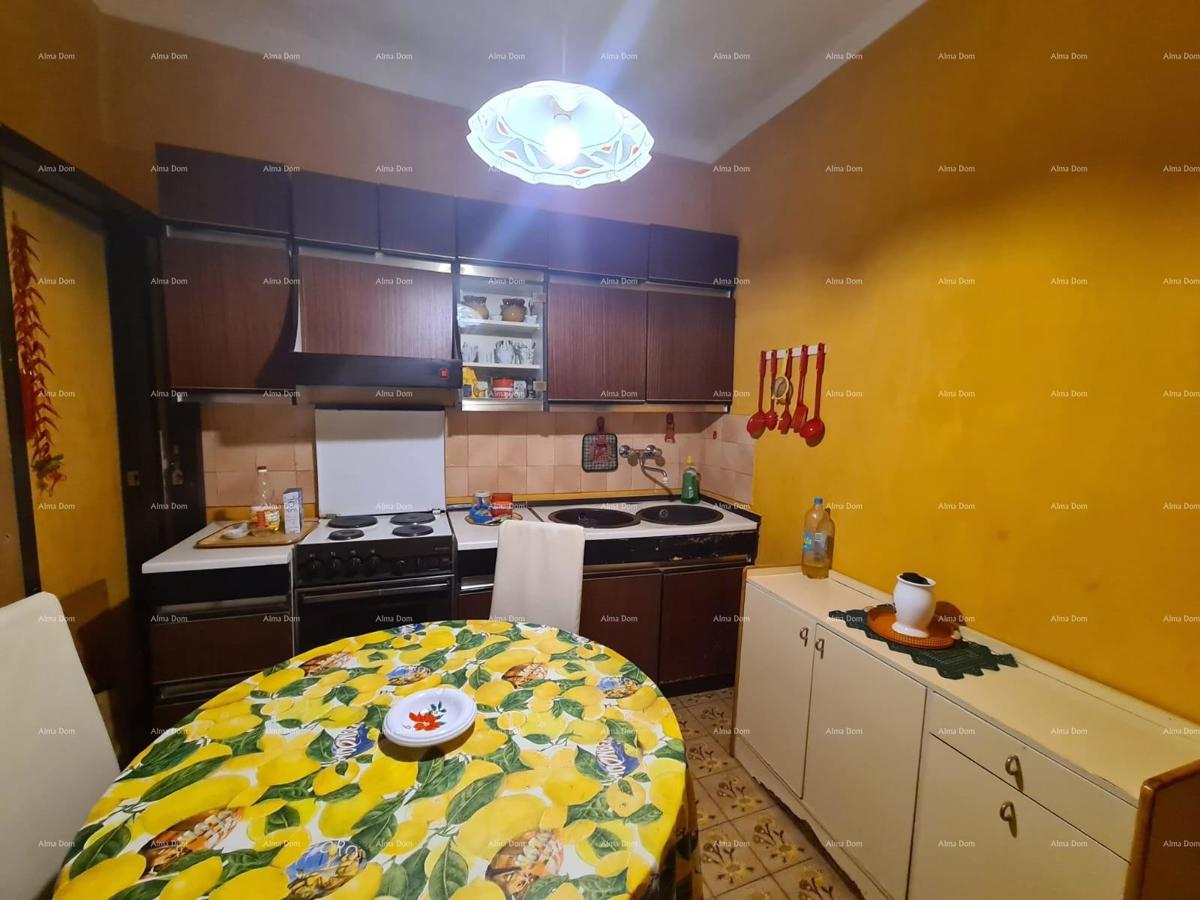 Eccellente appartamento nel cuore della città, Pola.