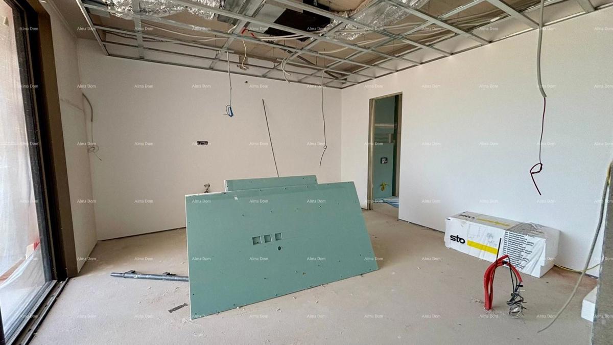 Villa moderna in vendita a Rovigno