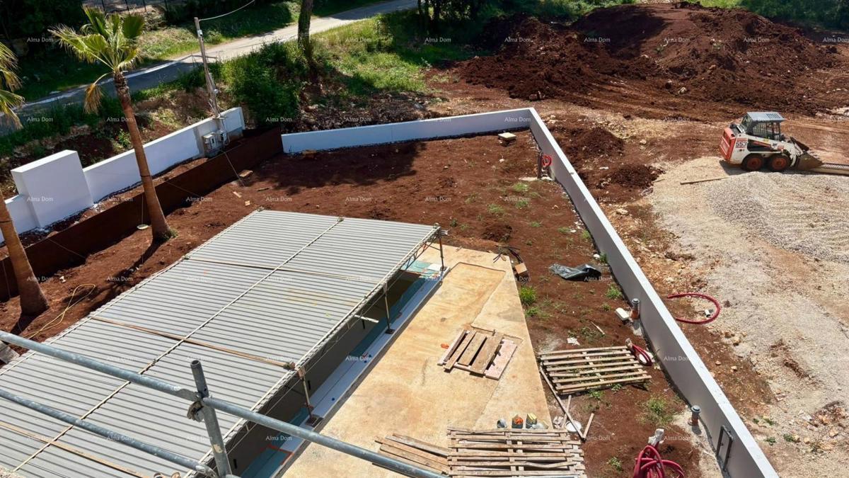 Villa moderna in vendita a Rovigno