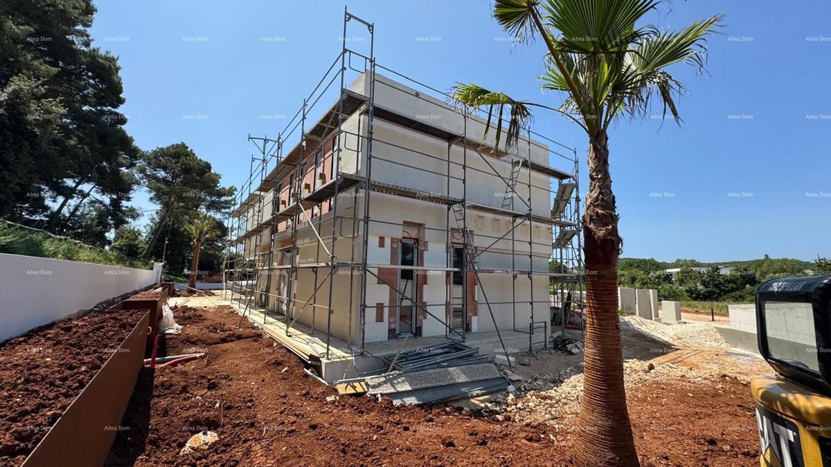 Villa moderna in vendita a Rovigno