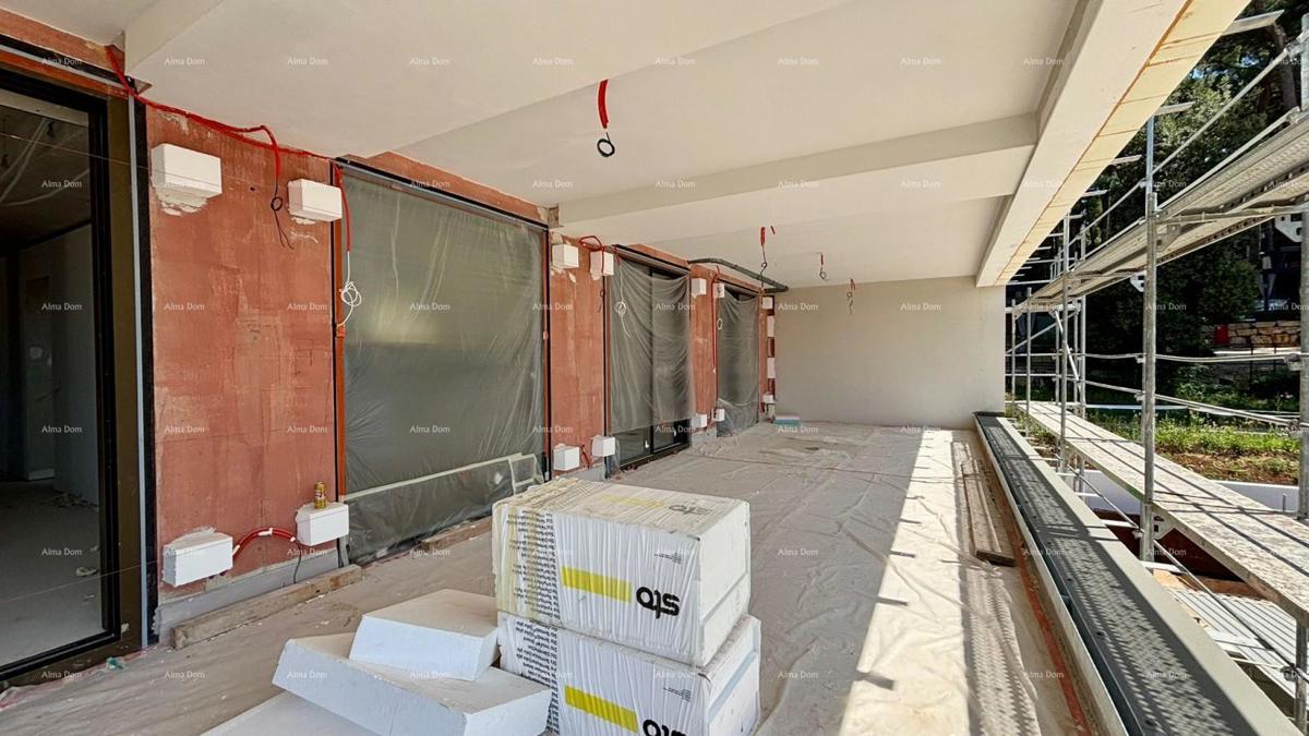 Villa moderna in vendita a Rovigno