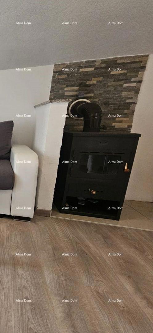 PEROJ, Appartamento al piano superiore, vicino al mare