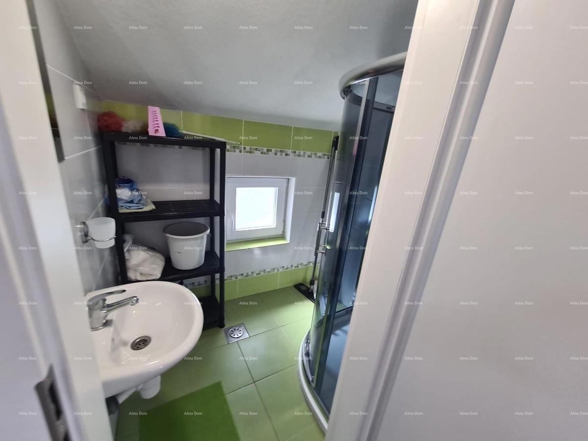 PEROJ, Appartamento al piano superiore, vicino al mare