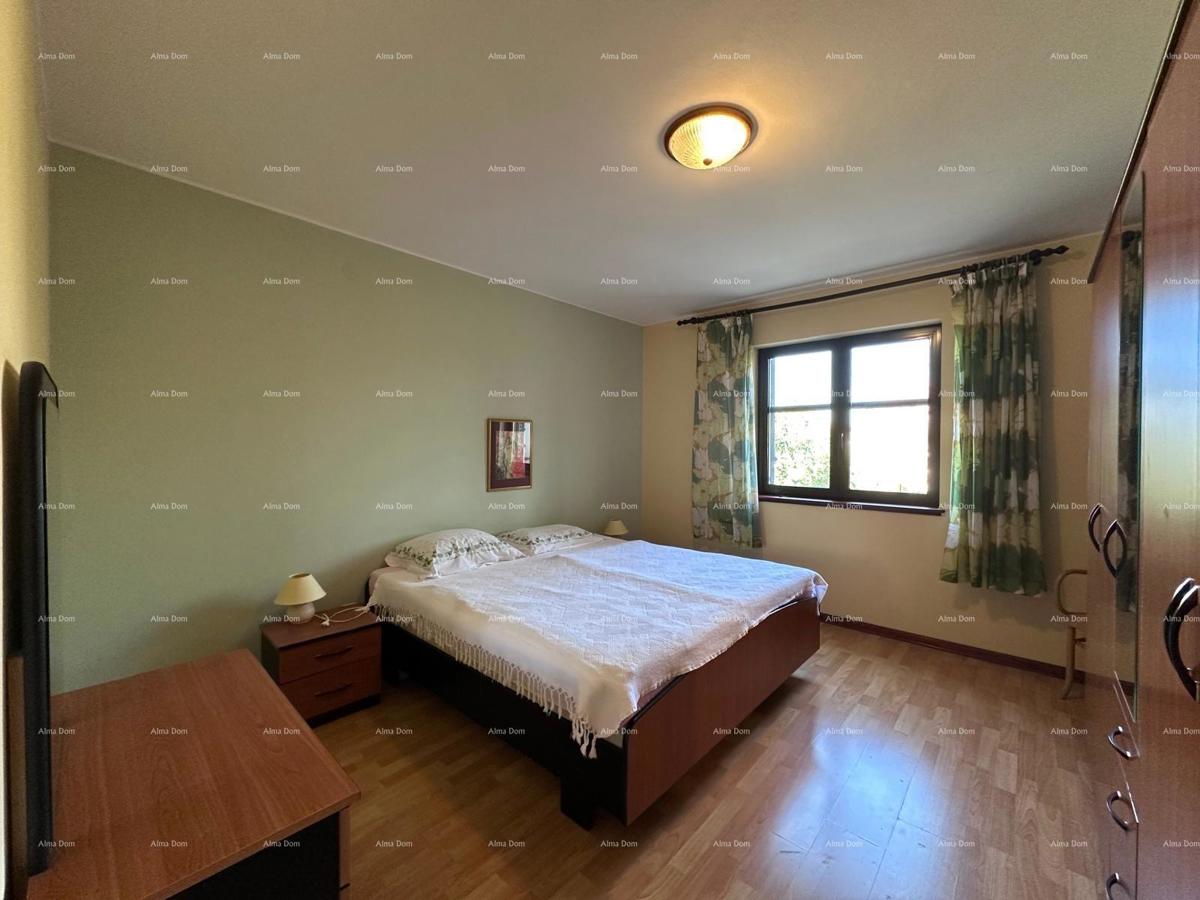 Vendiamo una casa con cinque appartamenti in ottima posizione!