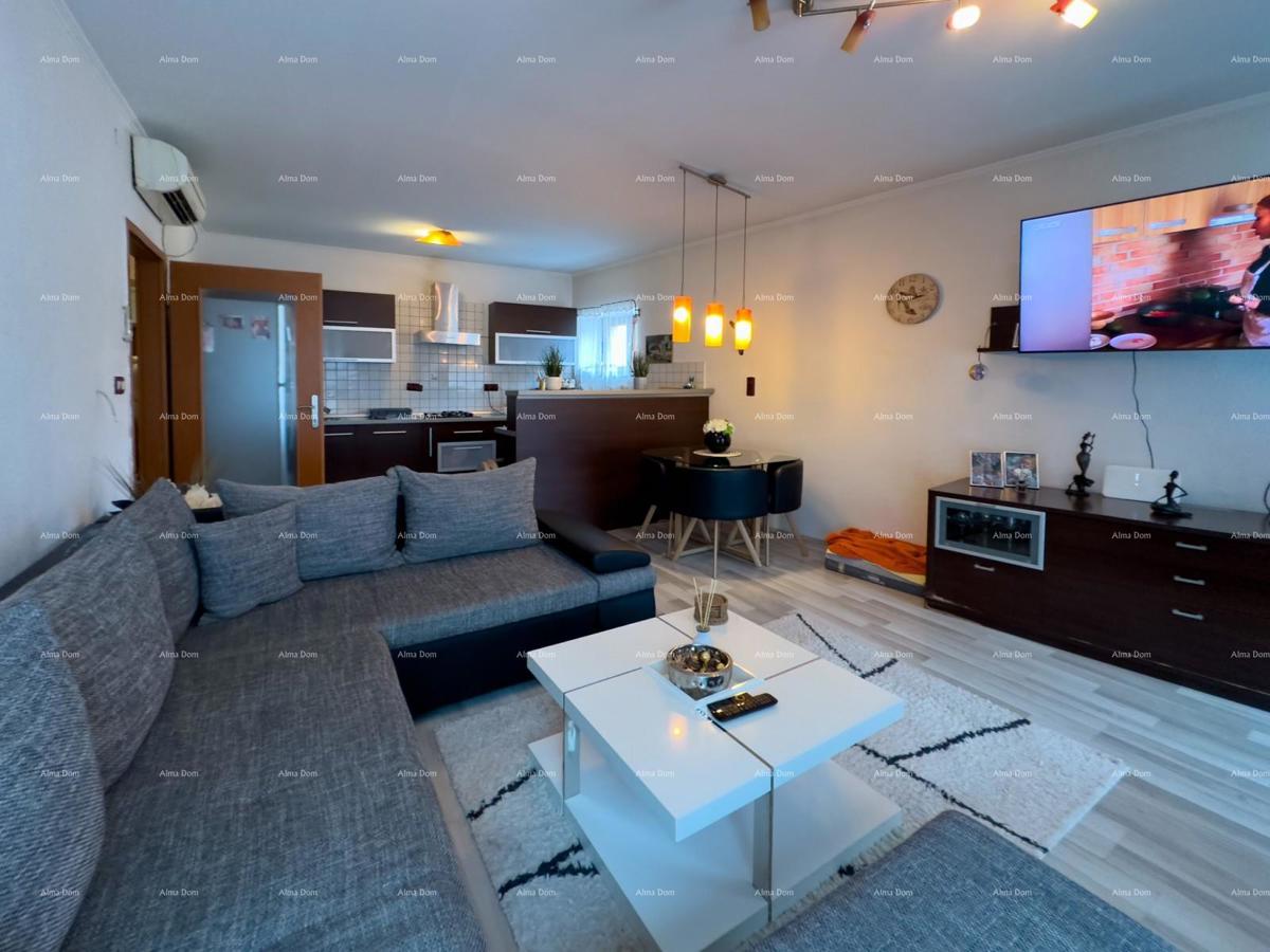 Vendiamo appartamento nel centro di Pola con posto auto!