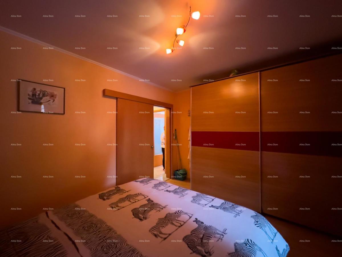 Vendiamo appartamento nel centro di Pola con posto auto!