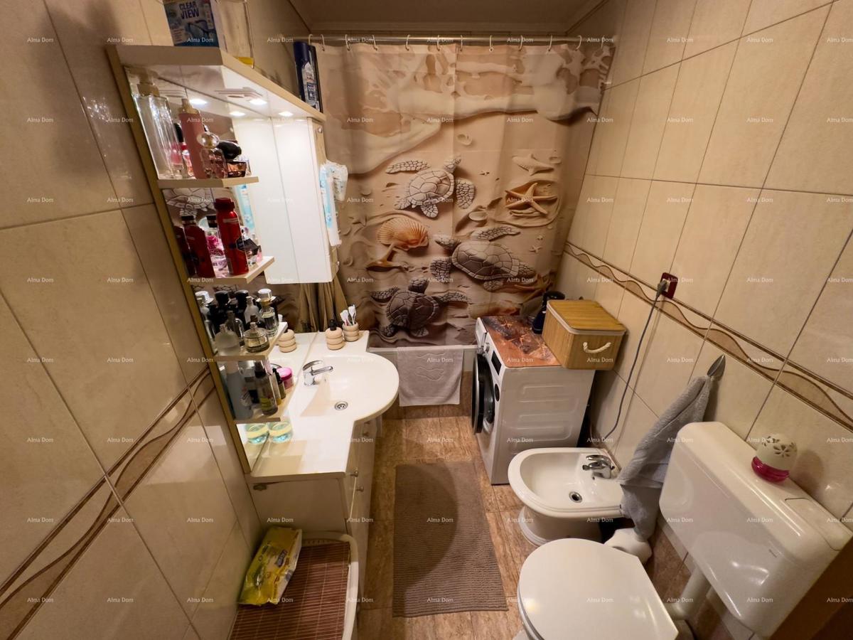 Vendiamo appartamento nel centro di Pola con posto auto!