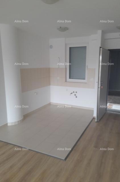 Vendita - appartamento con posto auto in ottima posizione, Pola!