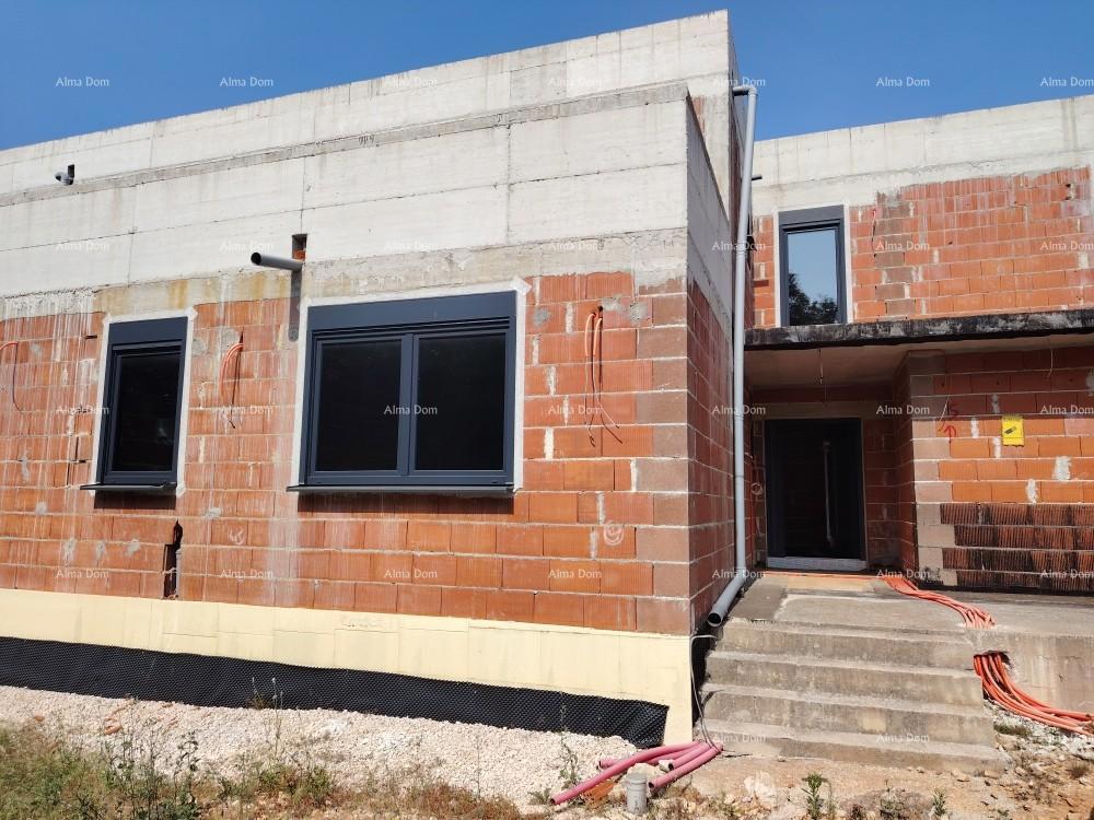 Ližnjan, In vendita fantastico appartamento al piano terra con piscina