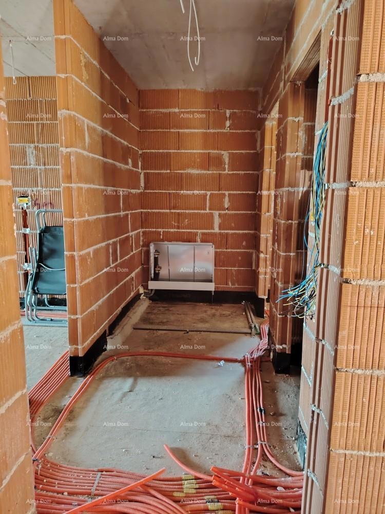 Ližnjan, In vendita fantastico appartamento al piano terra con piscina