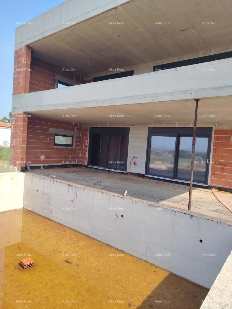 Ližnjan, In vendita fantastico appartamento al piano terra con piscina