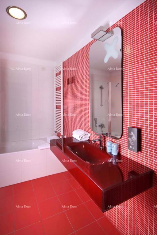 Hotel e Ristorante. Vicino alla città di Pola.