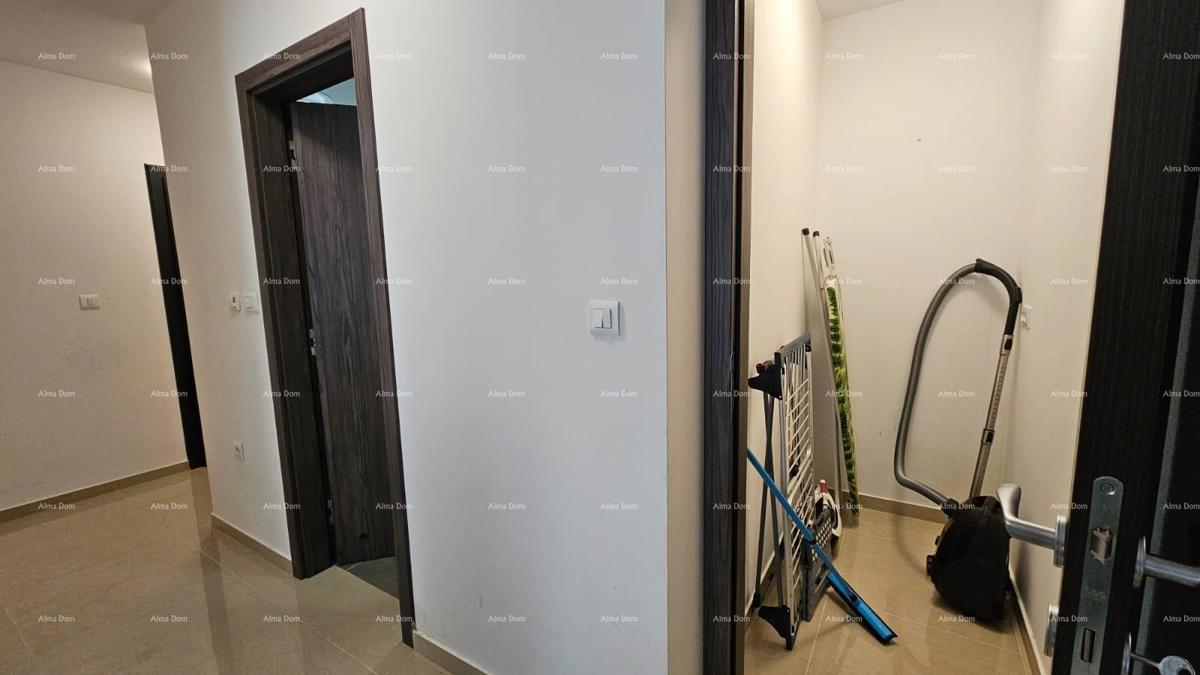 STOJA Moderno appartamento con terrazza di 80 m², a 100 m dal mare a Pola!