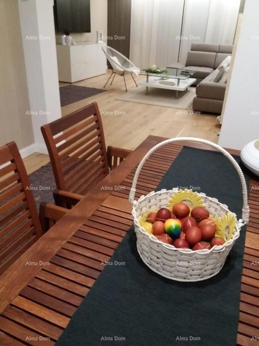 Pješčana Uvala, Villa con appartamenti vicino al mare