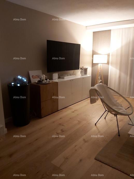 Pješčana Uvala, Villa con appartamenti vicino al mare