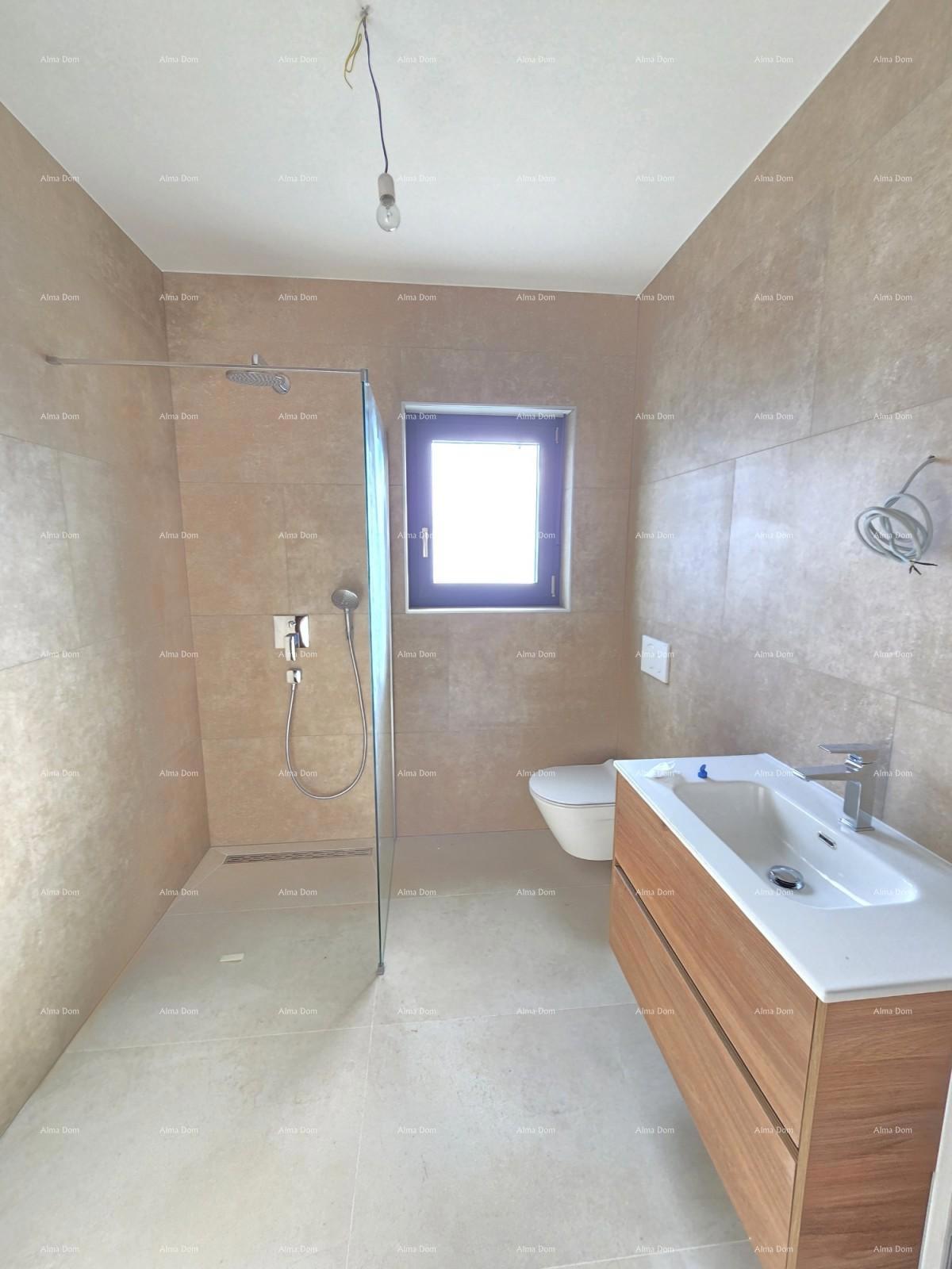 Attico in un nuovo edificio vicino al mare