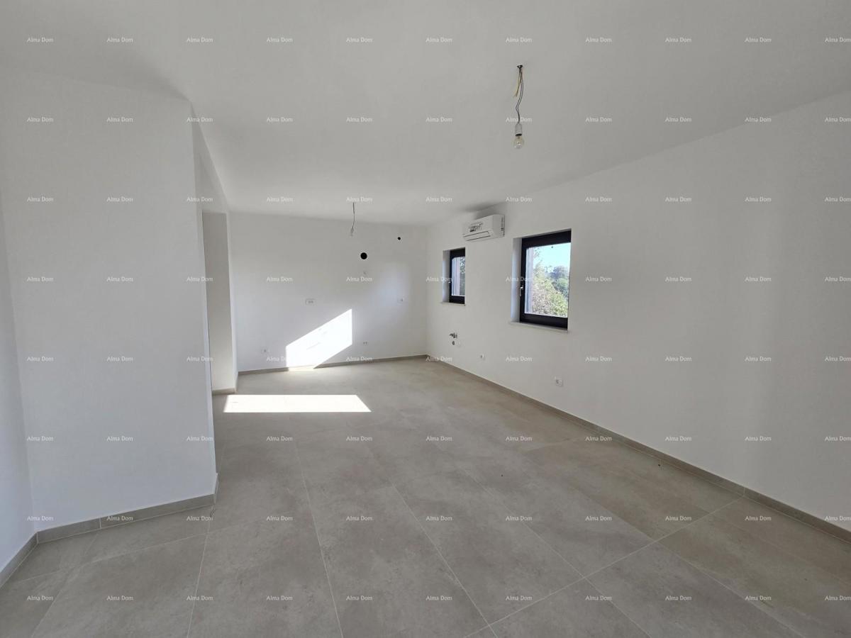 Attico in un nuovo edificio vicino al mare