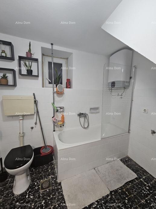 Barban – casa con cortile recintato