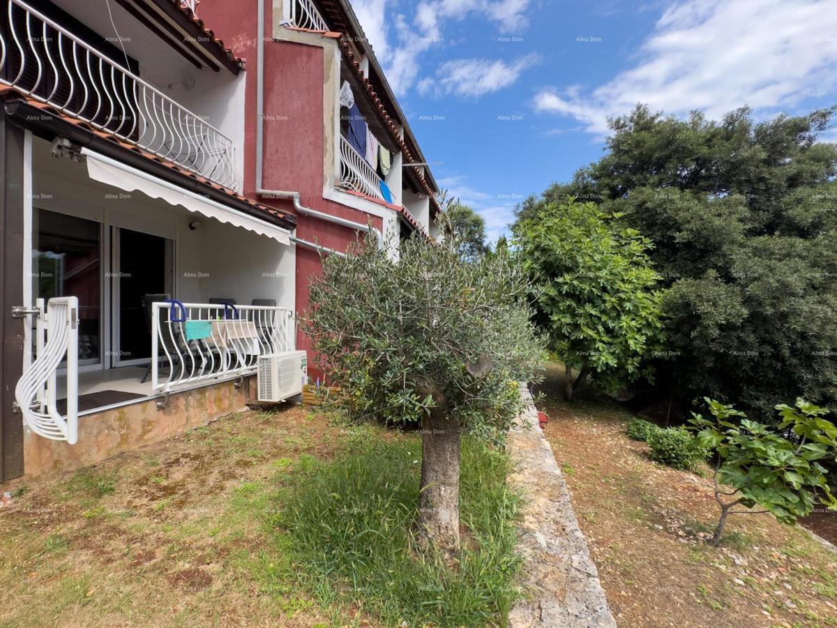 Vendiamo un appartamento completamente ristrutturato a Duga Uvala!