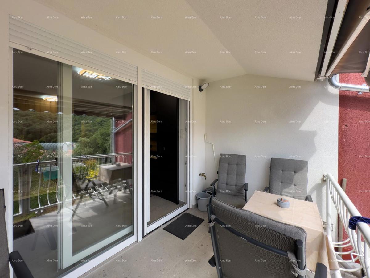 Vendiamo un appartamento completamente ristrutturato a Duga Uvala!