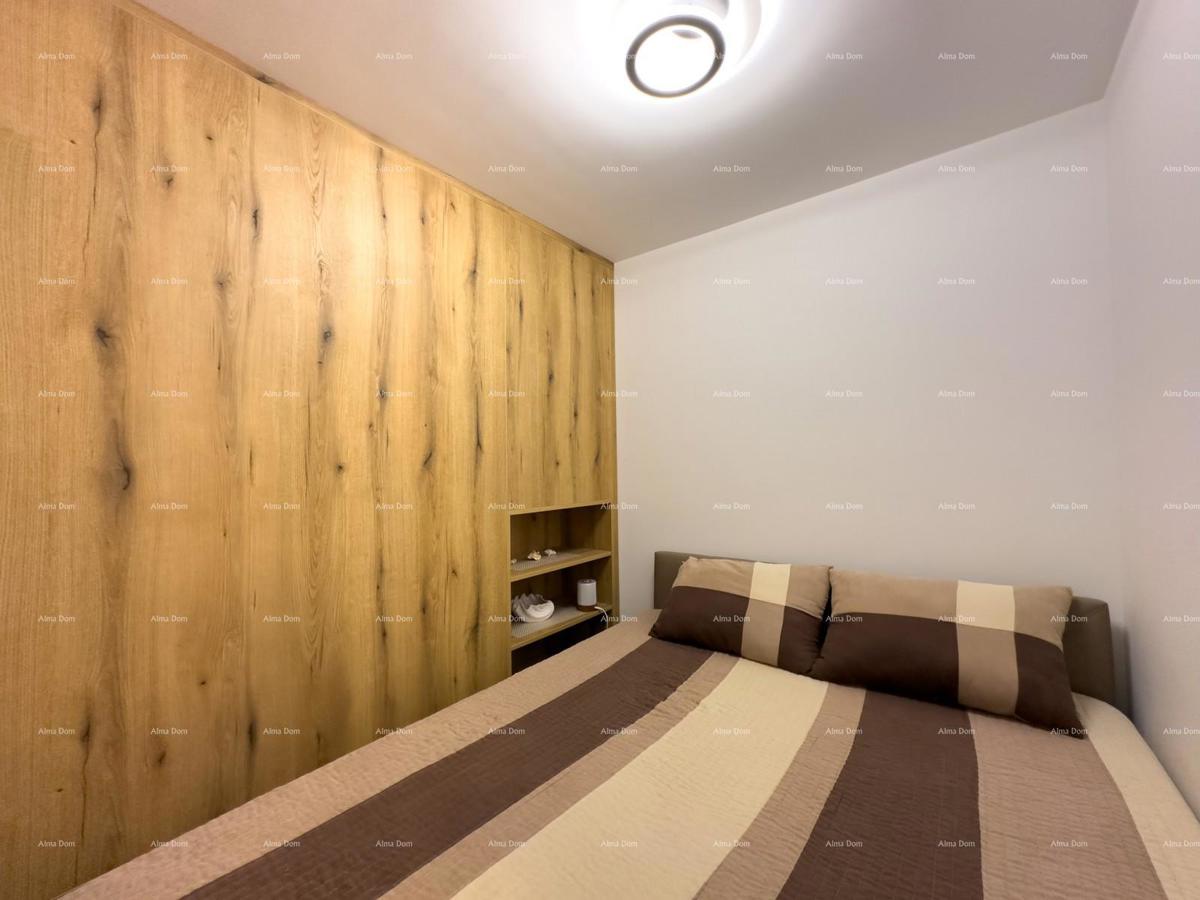 Vendiamo un appartamento completamente ristrutturato a Duga Uvala!