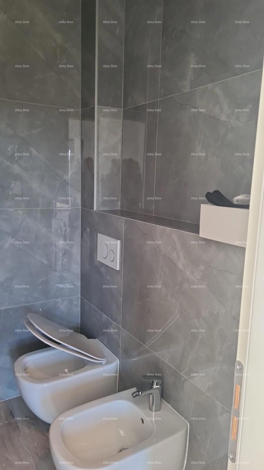 Appartamento moderno con due posti auto, nel blocco B, vicino a Umago! s2