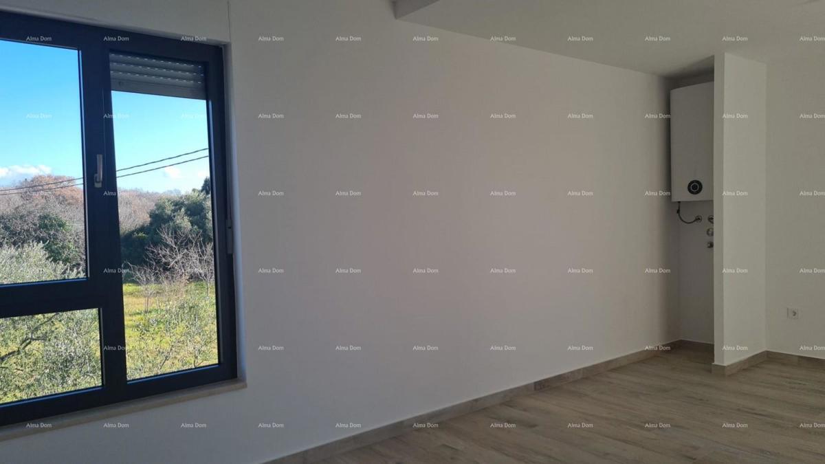 Appartamento moderno con due posti auto, nel blocco B, vicino a Umago! s2