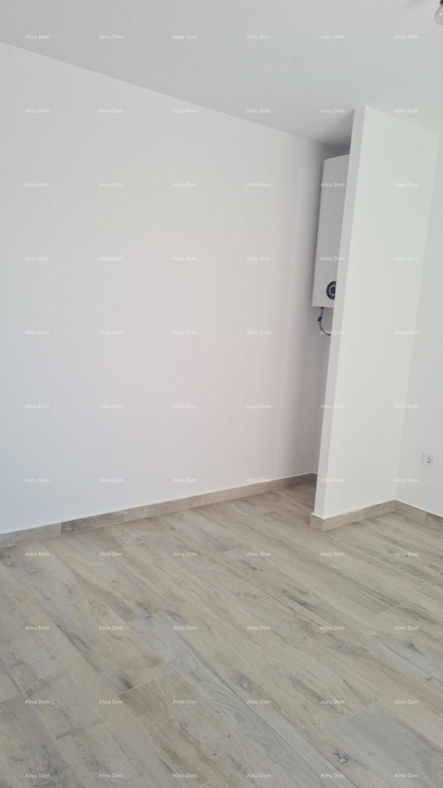 Appartamento moderno con due posti auto, nel blocco B, vicino a Umago! s2