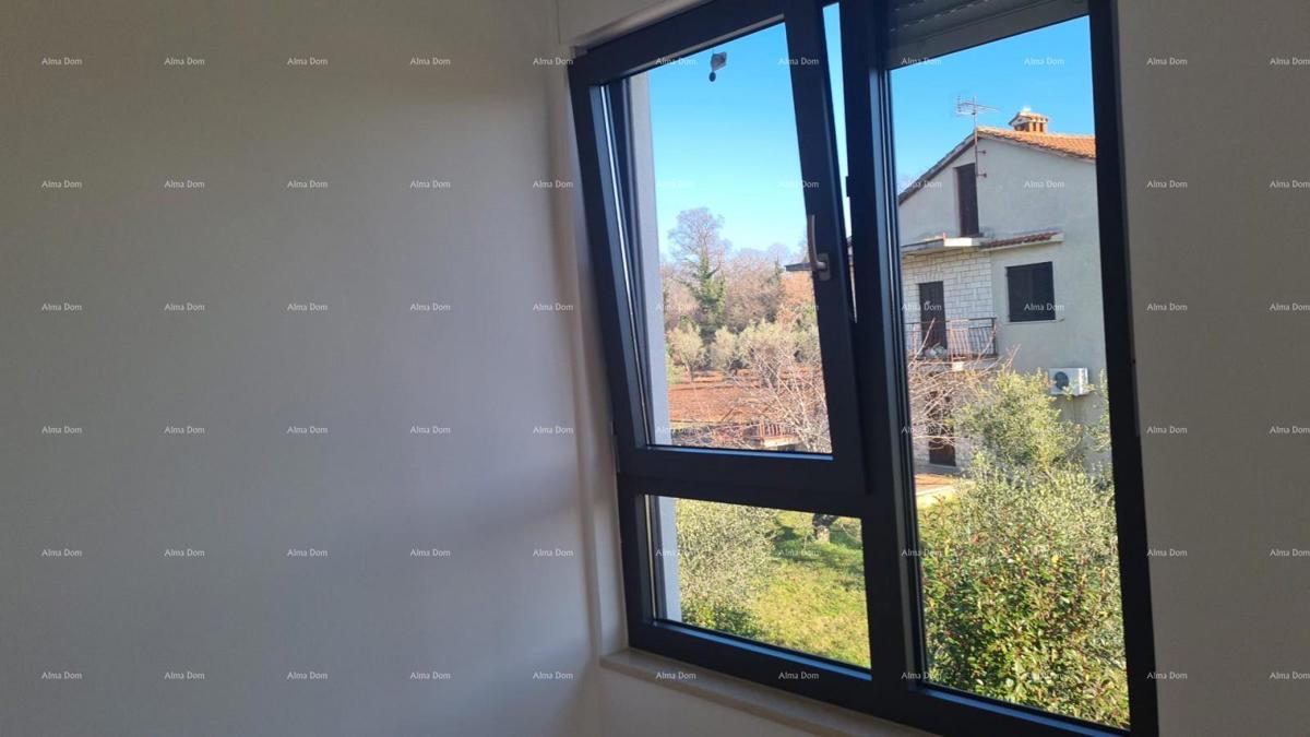 Appartamento moderno con due posti auto, nel blocco B, vicino a Umago! s2