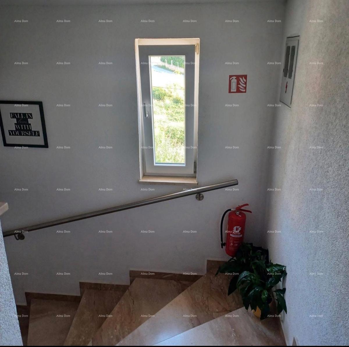 Bel appartamento funzionale in una zona tranquilla di Medulin